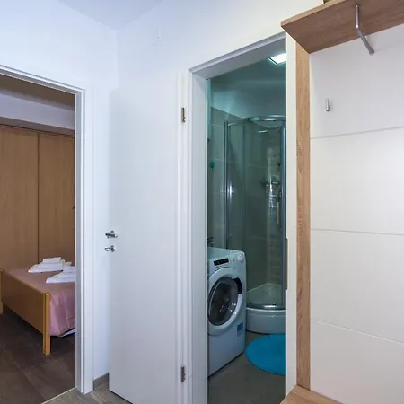 With Wifi - 15960 Apartment